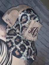 Load image into Gallery viewer, PATCHES for the Customized Hat with Velcro to switch out