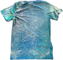 Load image into Gallery viewer, Mountain Design Shirt

